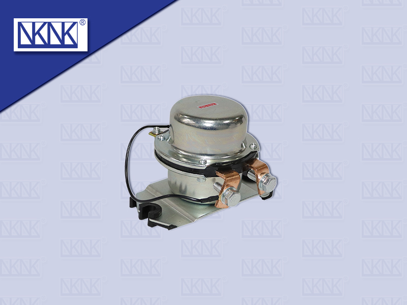 ป๊อกแป๊กรีเลย์ตัดไฟ 4ขา 12V NKN