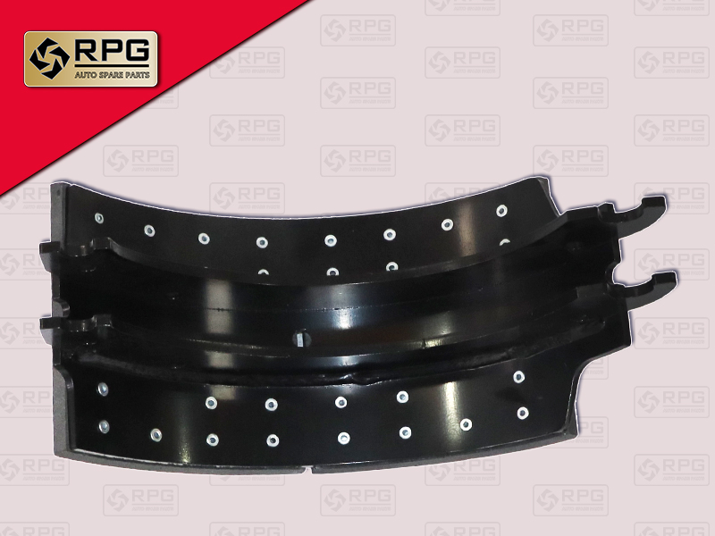 ก้ามเบรคหน้า NS UD เควสเตอร์ CWE370 7" เหล็กเหนียว เบรคแห้ง +ผ้า 28รู RPG