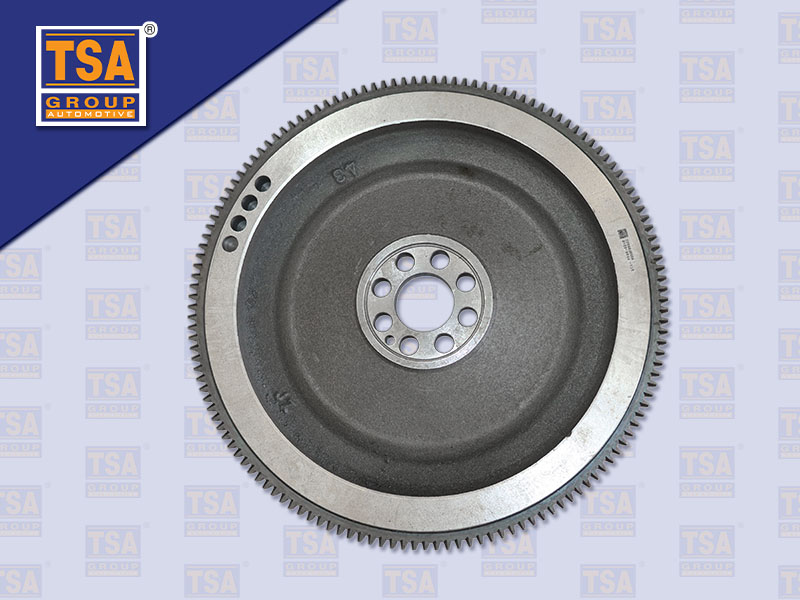 มู่เล่ย์หลัง IS ( 6HE1,6HH1 15" ) 140 ฟัน 8 รูน๊อต