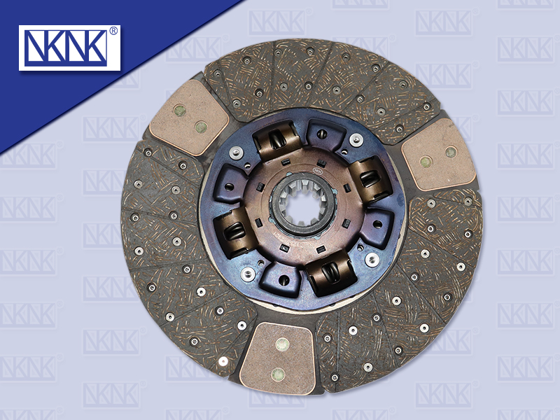 แผ่นคลัช HN 15''10 ร่อง EURO3(ทองแดง)รู 45 มิล(NKN)(380*220*10T 44.7)