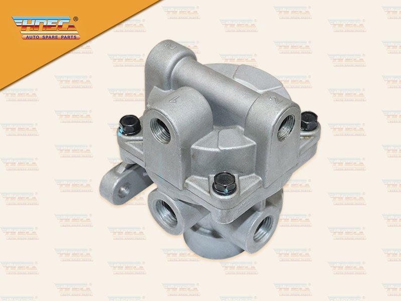 วาว์ลจ่ายลมตัวหลัง IS DECA 360 (เหลี่ยม/ฝาโหนก)ขนาดรูลม บน 15 มิล ,ล่าง 18 มิล (HNEC)