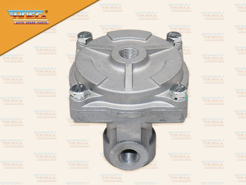 วาล์วจ่ายลมตัวหลัง IS (DECA360) เหลี่ยม/ ฝาเรียบรูลมเล็ก ขนาดรูลม 15 MM (3 รู) (HNEC)