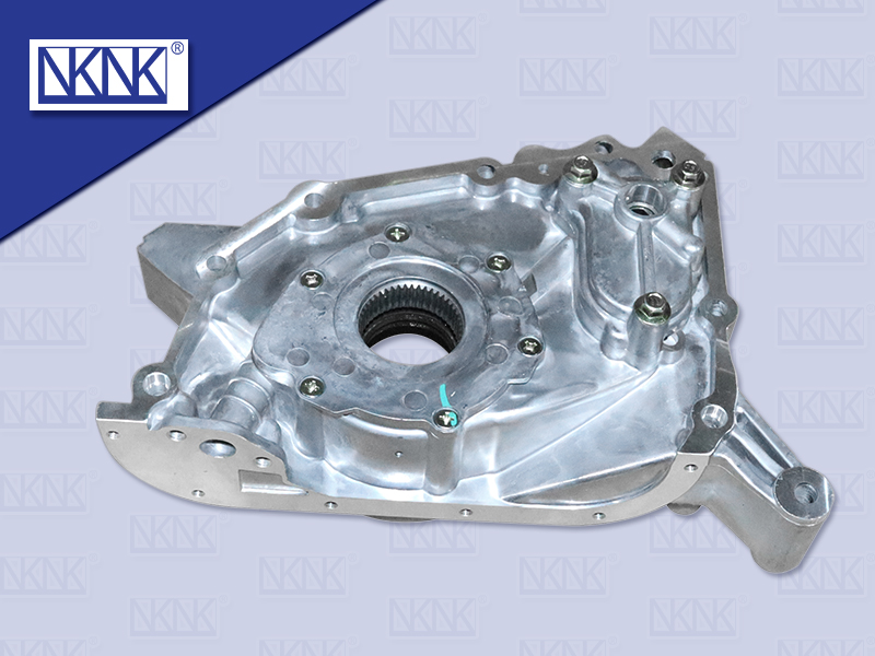 ฝาหน้าเครื่อง+ปั้มน้ำมันเครื่อง MS STRADA 2.5 4D56 ตัวล่าง 46 ร่อง (NKN)