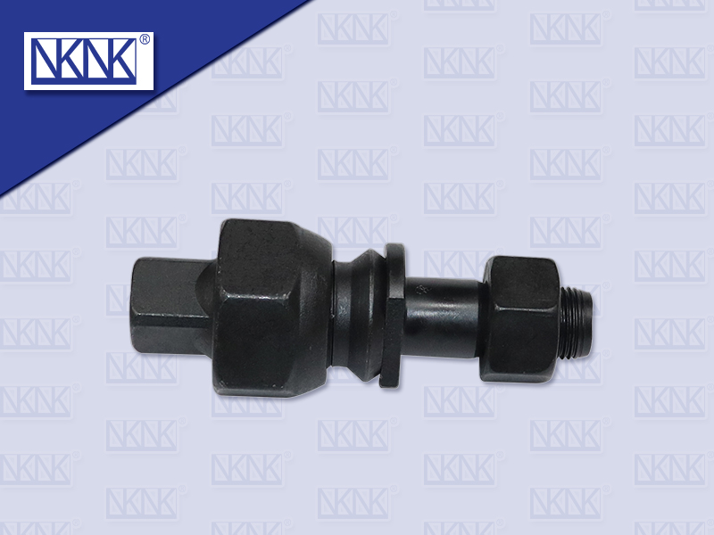 น๊อตล้อหลัง IS NKR 100/110 แรง ขวา อย่างดี