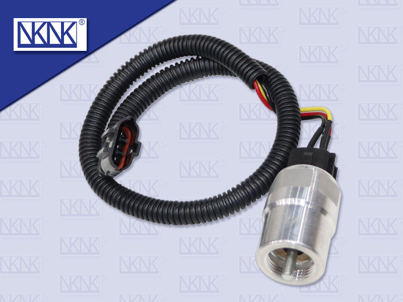 ไมค์ไฟฟ้า IS 6HE1กลม 3 ขาปลั๊กเหลี่ยม 