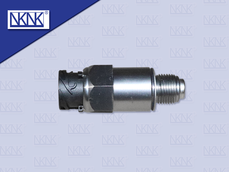 สวิตช์เซ็นเซอร์ไฟถอยโลไฮ IS/HN DECA360/ZF380 2ขา รุ่นกดติด (NKN)