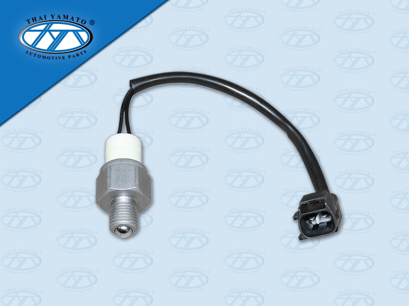 สวิตช์ไฟฝาเกียร์ IS FTR240/NPR150/NQR175/FRR210 6HK1/4HK1 EURO3 (YAMATO)