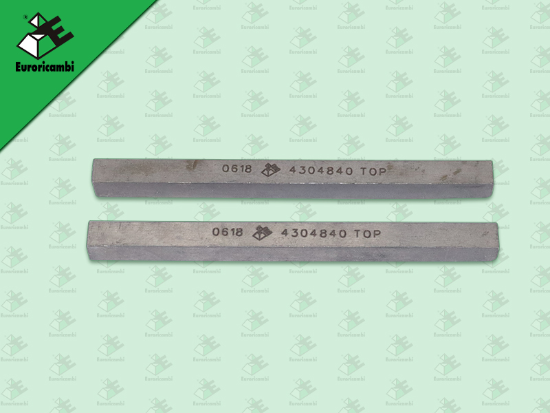 ลิ่มล็อคราวข้างอิตั้น ยาว 132 MM 4304840 1 ชุด = 2 อัน