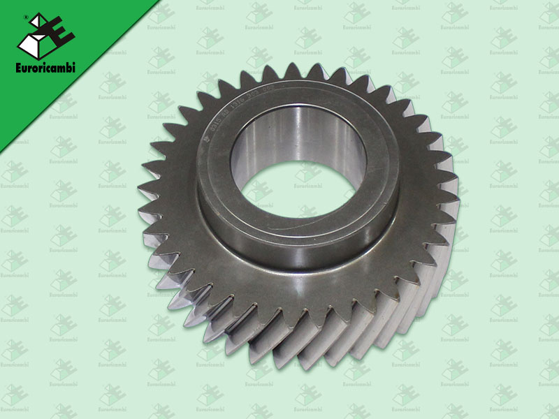 เฟืองราวล่างคู่ปลายเกียร์ ZF 16S 221 ซีรี่ย์700 37 ฟัน รุ่นราวล่างสั้น