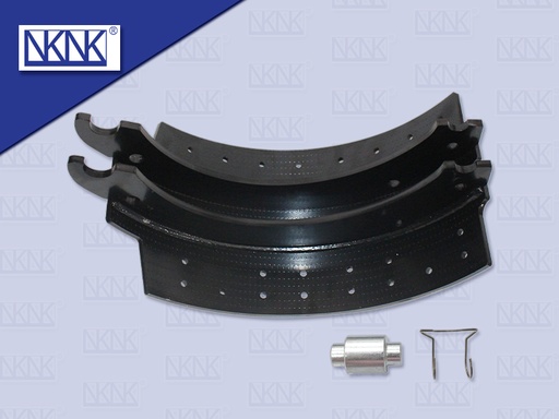 [0204-0277] ก้ามเบรคหลัง NS UD เควสเตอร์ CWE 370HP 8'' NO.ผ้า เหล็กเหนียว เบรคแห้ง 28 รู + ลูกกลิ้ง